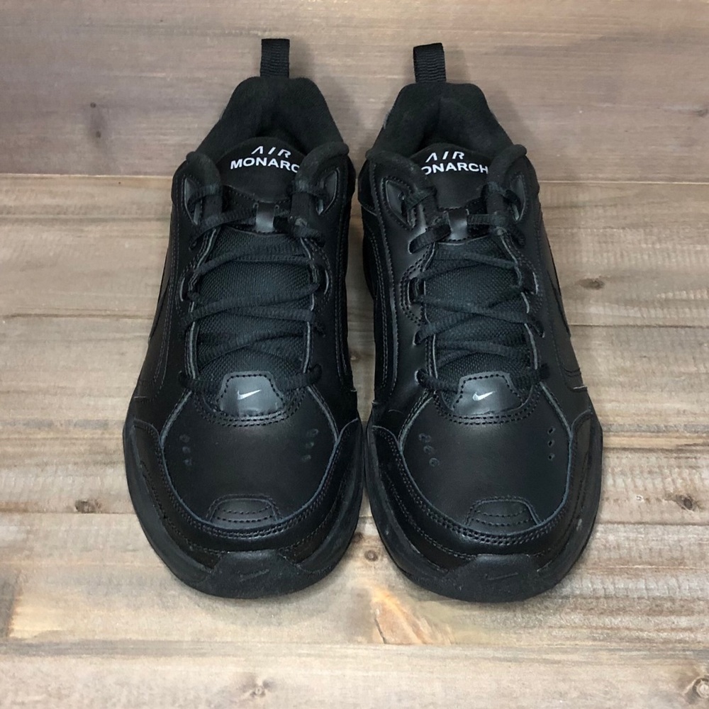 Men’s Nike Air Monarch IV - Picture 4 of 10